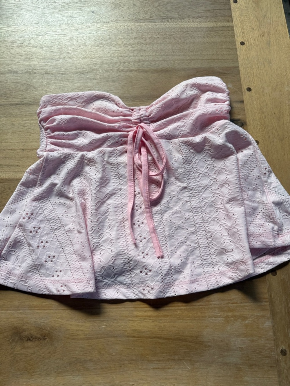 SHEIN Light Pink Eyelet Strapless Crop Top